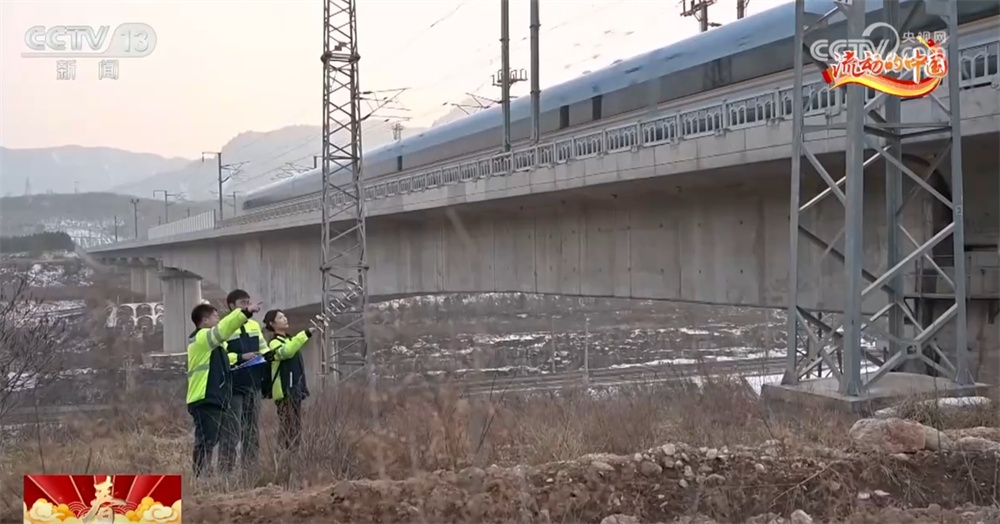 他们用“实干”守护万家团圆、能源保供、旅途平安 便民服务“不打烊”