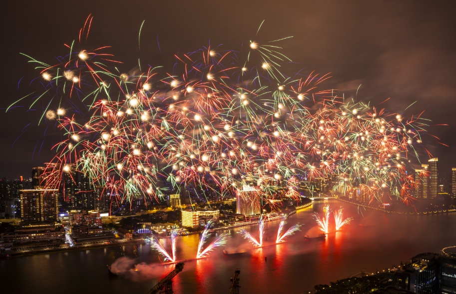 登上热搜！广州，太燃了！