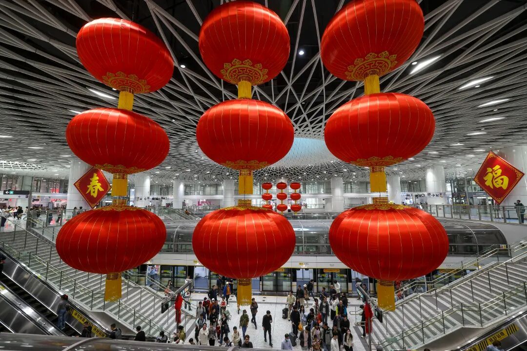 深圳地铁的春联是小朋友手写的？网友：太暖心了