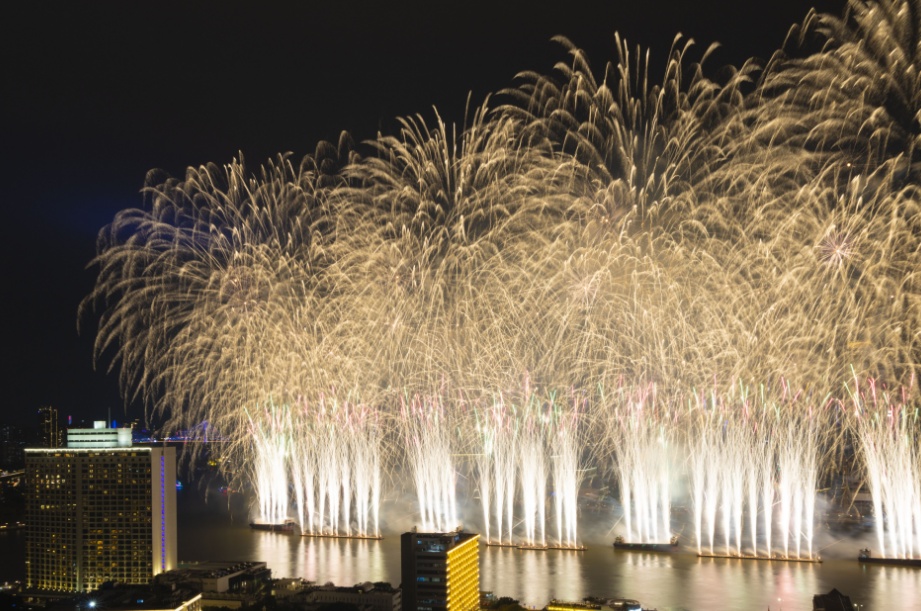 登上热搜！广州，太燃了！