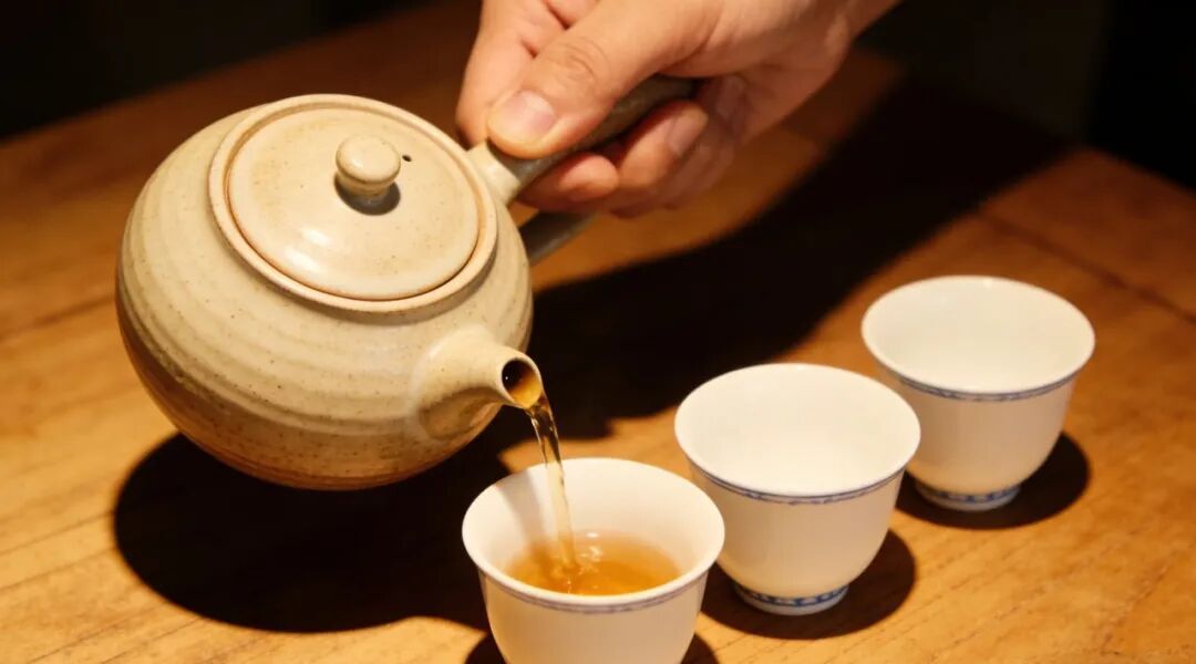 过年吃太油，喝茶解腻靠谱吗？