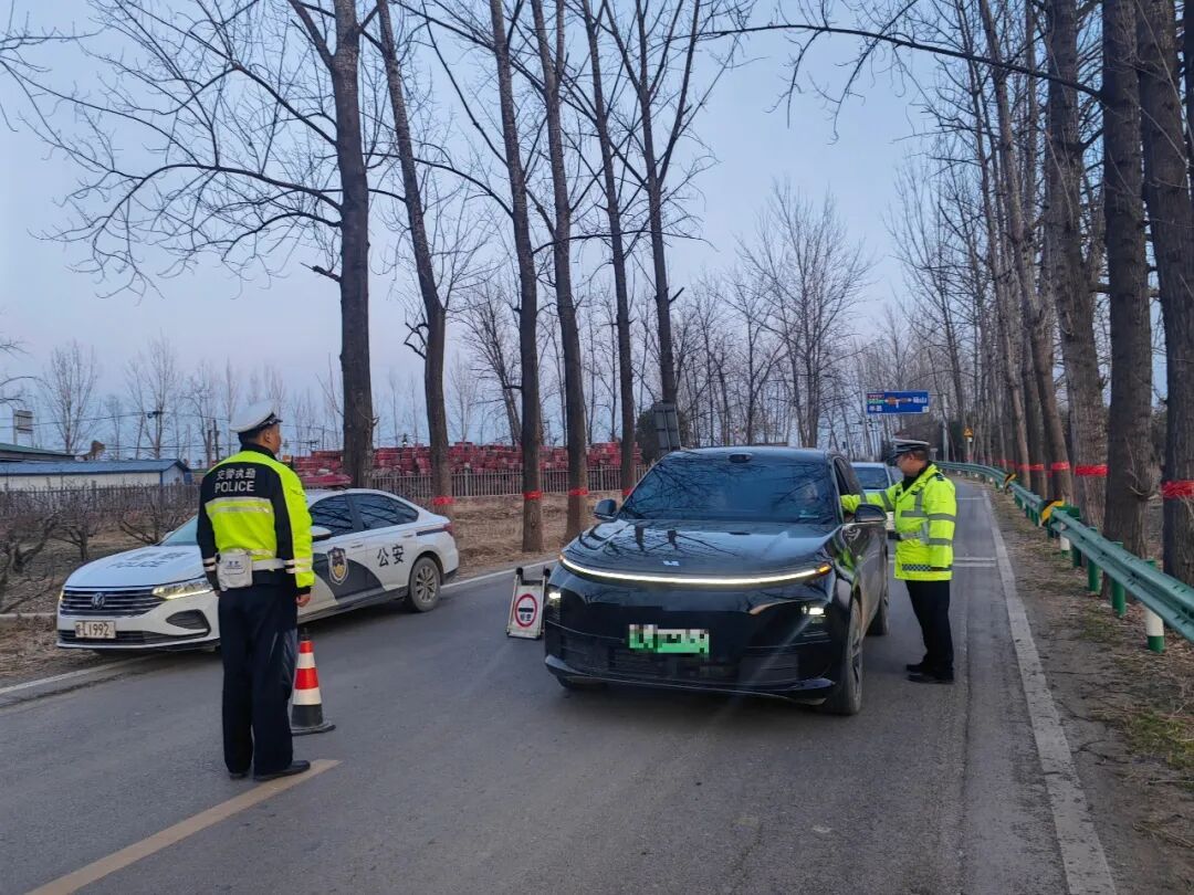 大年初二回娘家，千万勿酒驾！