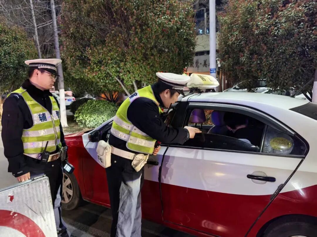 大年初二回娘家，千万勿酒驾！