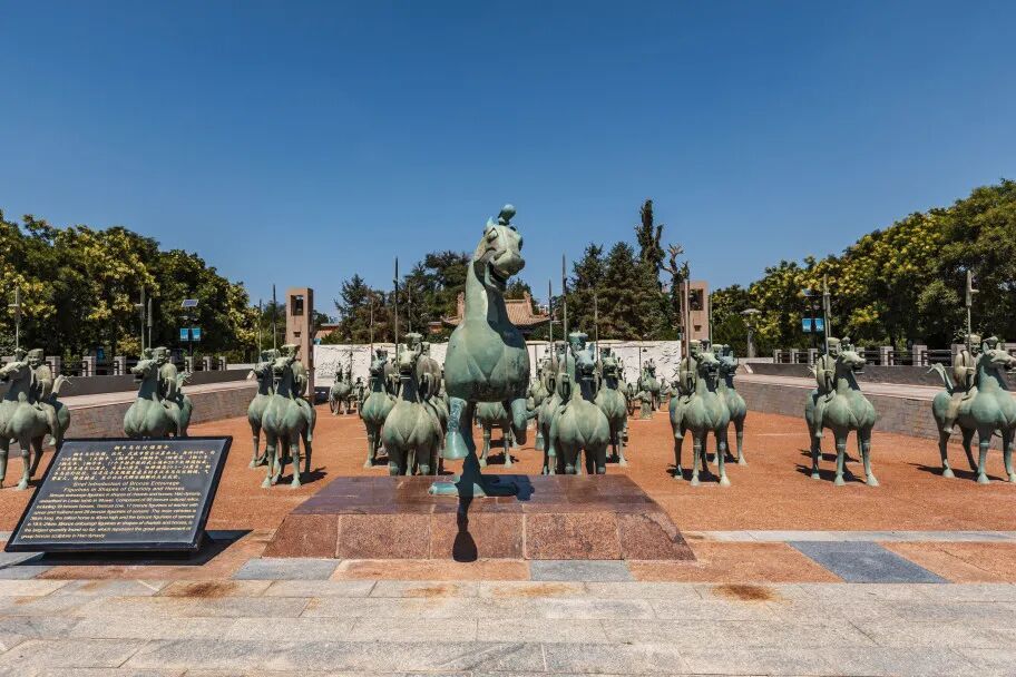 出站遇喜，马到成功！这三座火车站要“火”！