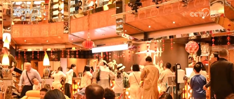 热气腾腾中国年活力满格 “创新场景+券包优惠”点燃春节假期消费“热引擎”