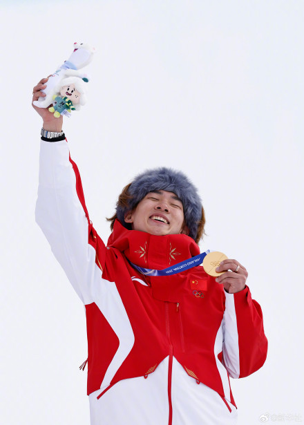 首金贺岁!这是苏翊鸣给自己最好的生日礼物 首金贺岁!这是苏翊鸣给自己最好的生日礼物