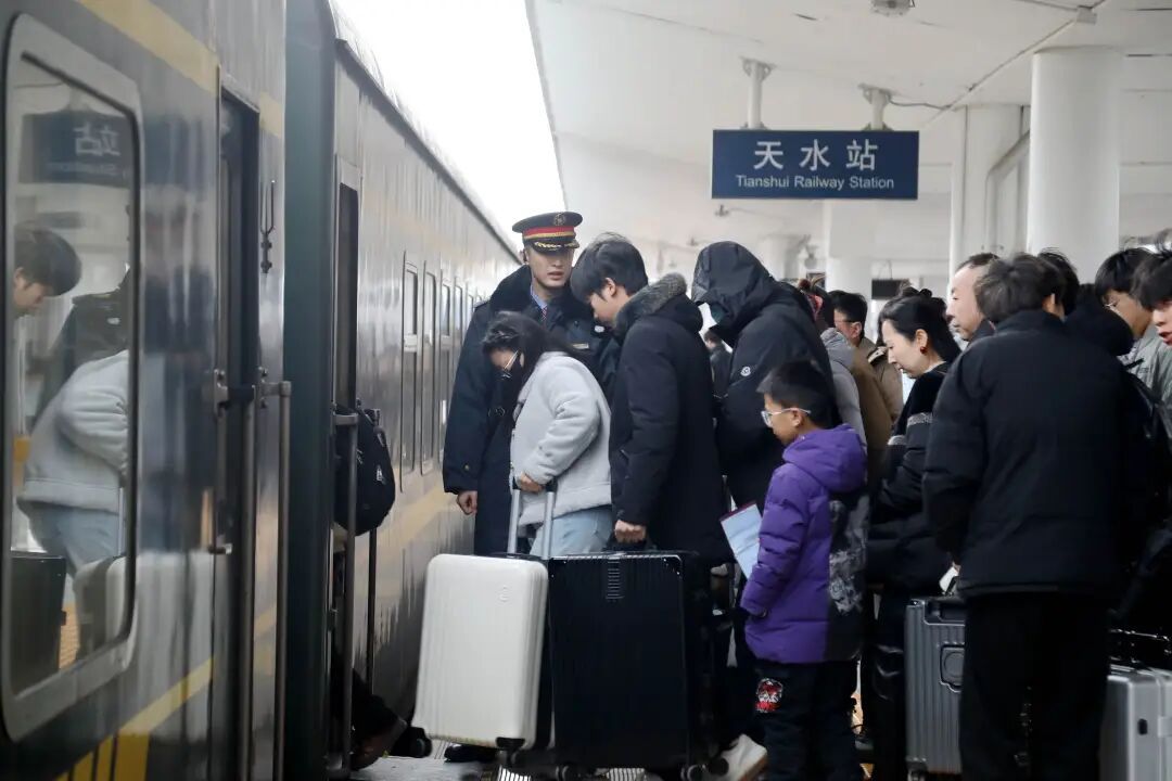 出站遇喜，马到成功！这三座火车站要“火”！