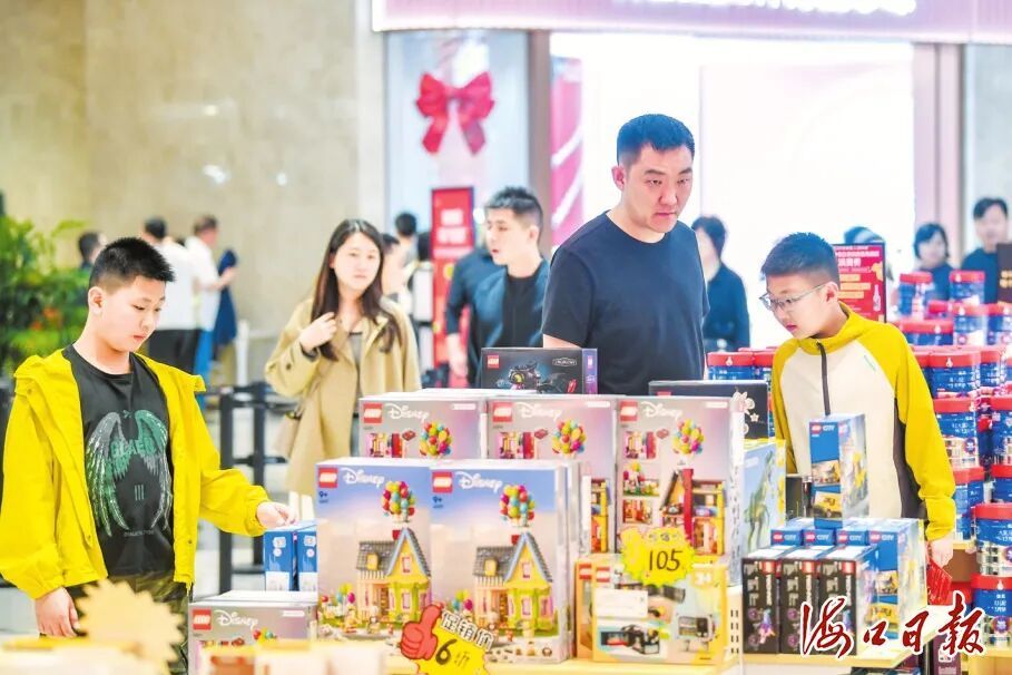 景似画 客如潮 乐满途!海口文旅市场热度持续攀升 景似画 客如潮 乐满途!海口文旅市场热度持续攀升