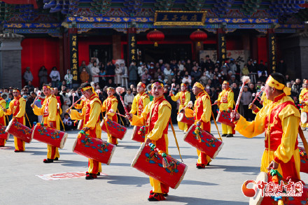 兰州：非遗闹新春 老街年味浓