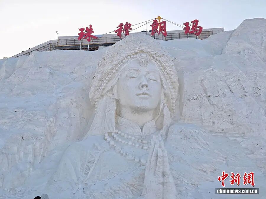一座冰雕看哭好多网友?创作者揭秘 一座冰雕看哭好多网友?创作者揭秘