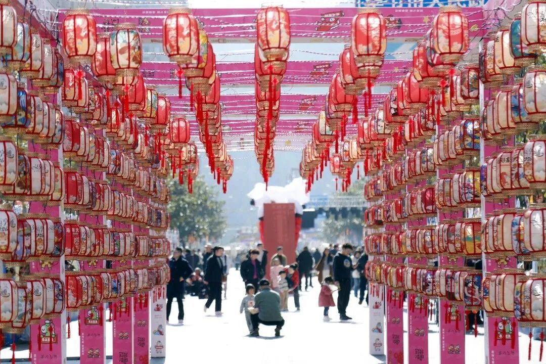 逛村市+赏非遗+品黔味,毕节新春文旅活动氛围感拉满 逛村市+赏非遗+品黔味,毕节新春文旅活动氛围感拉满