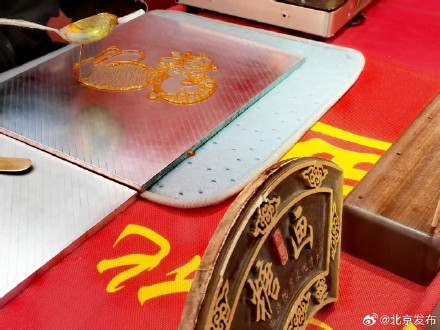 新春荷花吉市年味满溢 来什刹海解锁地道京城年 新春荷花吉市年味满溢 来什刹海解锁地道京城年