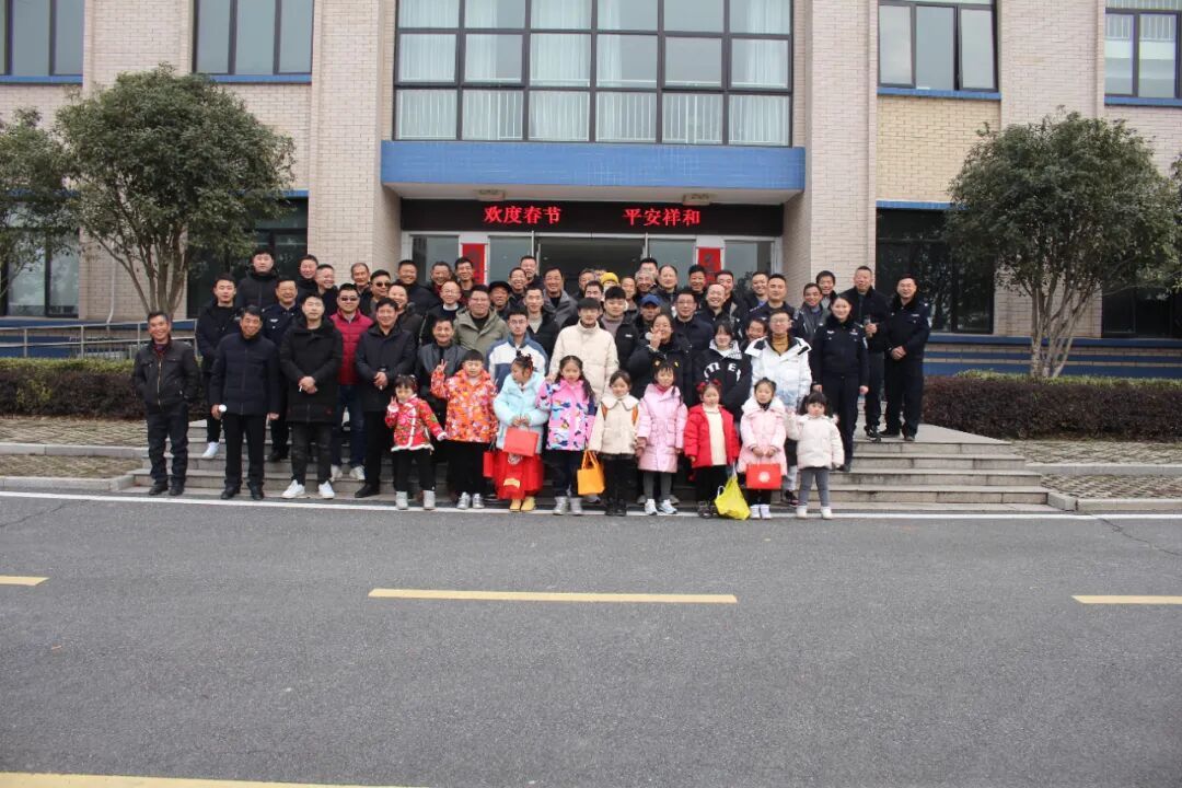 13年，13张“全家福”！