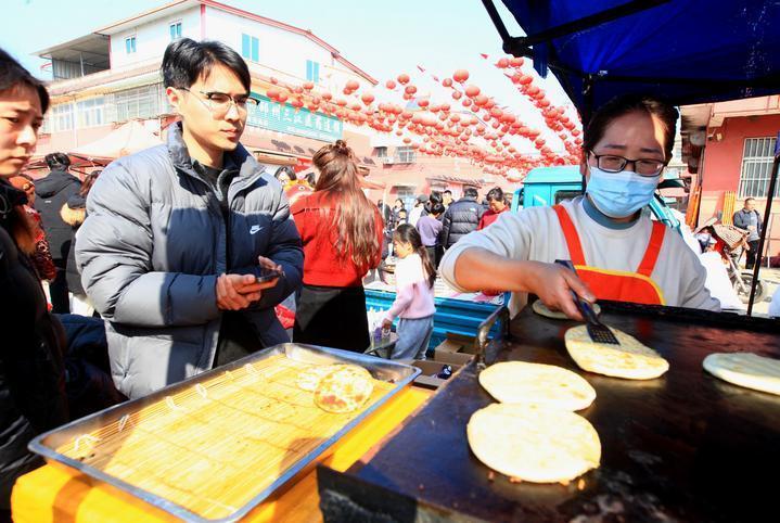 单场直播50万人观看!邢楼大集凭什么火出圈? 单场直播50万人观看!邢楼大集凭什么火出圈?