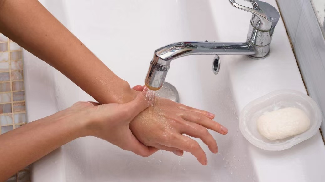 盛上热油就是“炸弹”!这种碗很多家庭都有 盛上热油就是“炸弹”!这种碗很多家庭都有