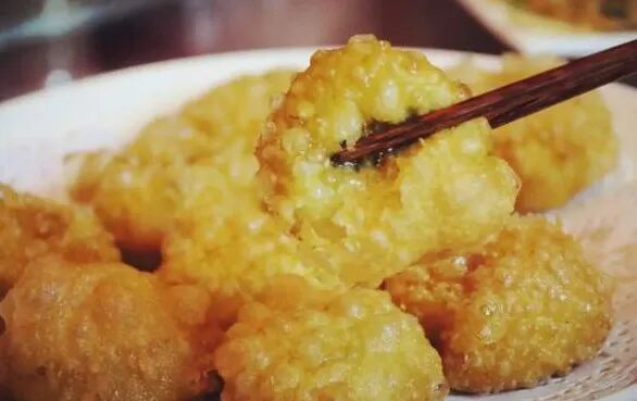 “每逢春节胖三斤,仔细一瞧三公斤”🦞🥩🥟 “每逢春节胖三斤,仔细一瞧三公斤”🦞🥩🥟