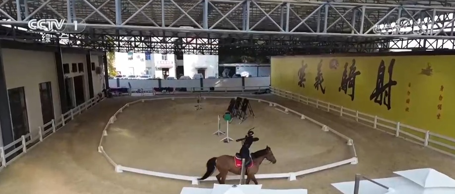 马年新春骏马奔腾启新程 传统马术越千年古老技艺焕发崭新光彩