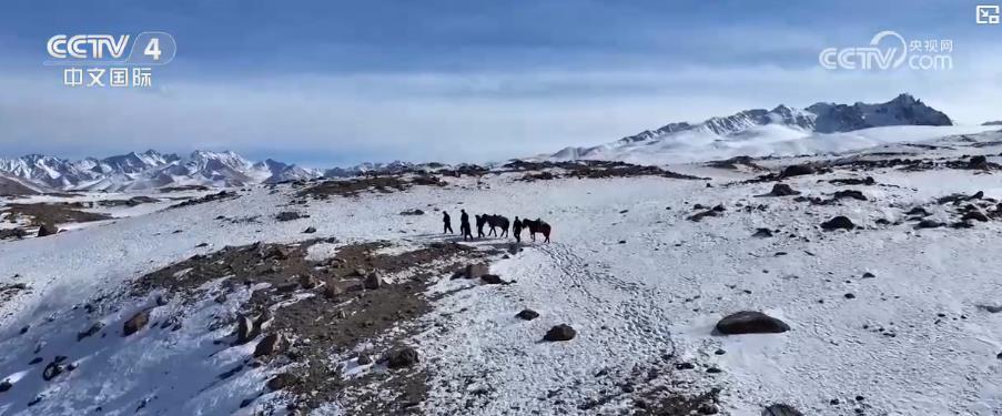 万家团圆时，他们在岗位上守护新春