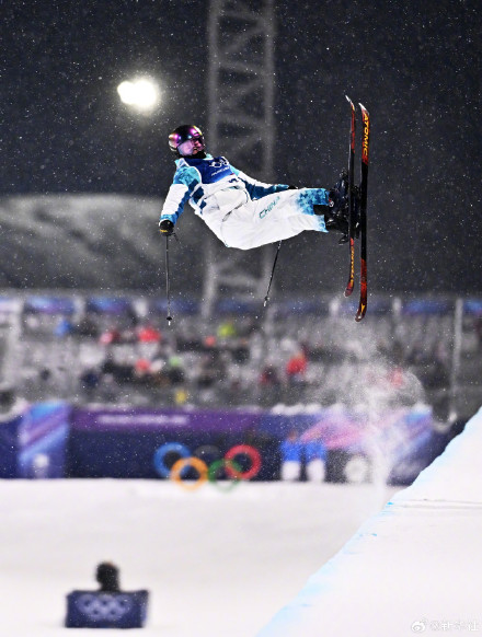 为4位中国姑娘决赛加油