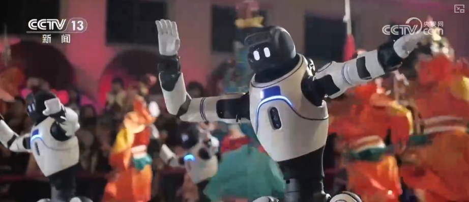 传统文化潮趣“出圈”共绘中国年 流动的文化盛宴让年味更浓、传承更鲜活