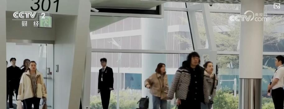 免签政策带来开门红 经深圳入境的加拿大英国客流持续攀升