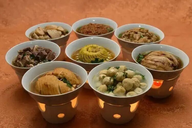 “每逢春节胖三斤,仔细一瞧三公斤”🦞🥩🥟 “每逢春节胖三斤,仔细一瞧三公斤”🦞🥩🥟