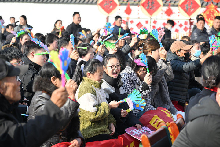 单场直播50万人观看!邢楼大集凭什么火出圈? 单场直播50万人观看!邢楼大集凭什么火出圈?