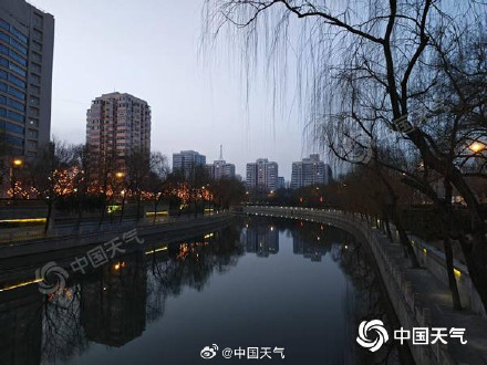 北京大风沙尘降温来袭