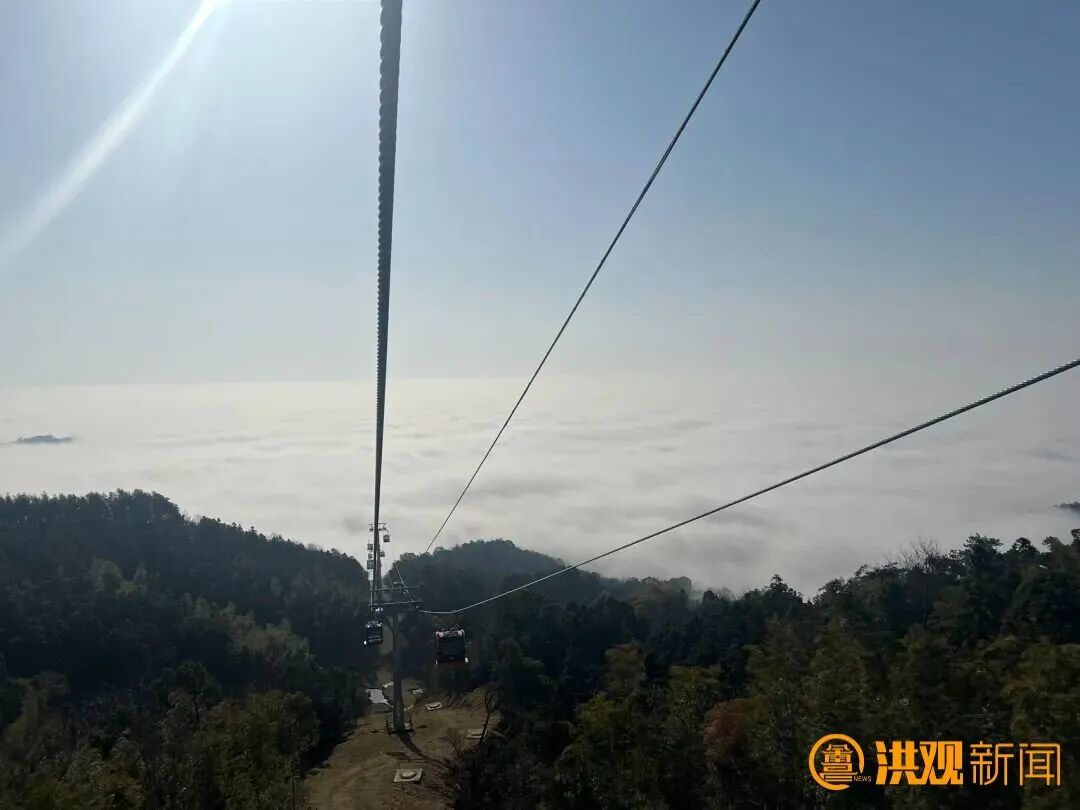 南昌梅岭云端索道惊现绝美云海! 南昌梅岭云端索道惊现绝美云海!
