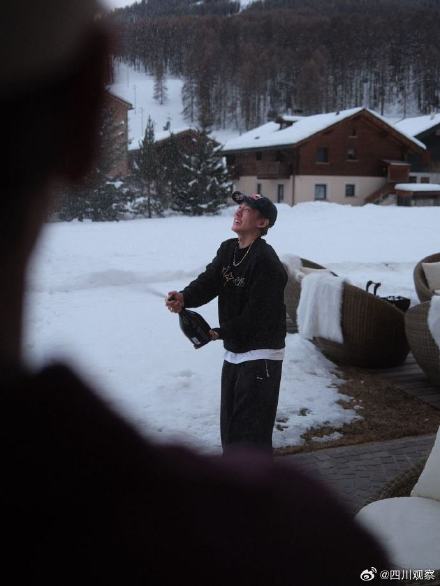 苏翊鸣带着1金1铜走来了