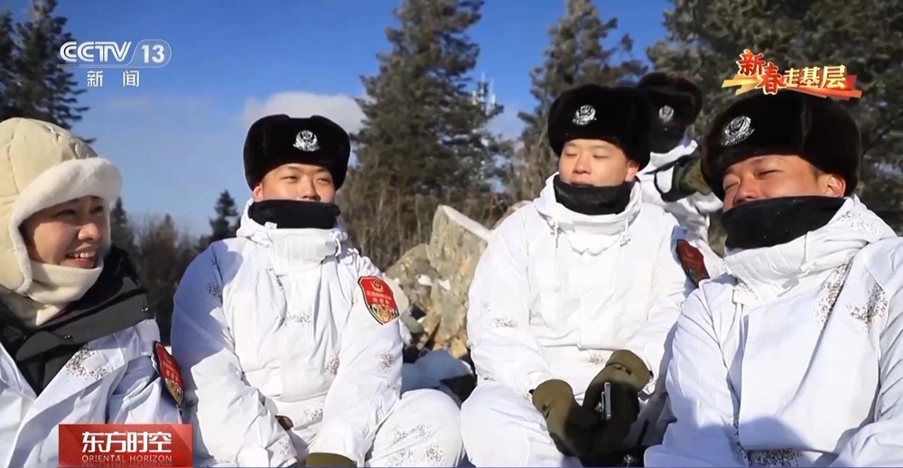 年轻民警化身“林海雪人” 在把面包变“雪糕”的极寒中守护生态安全