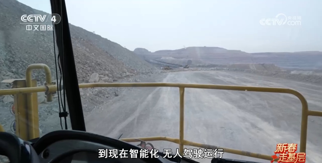 车上→室内 矿卡老司机的智能新岗位