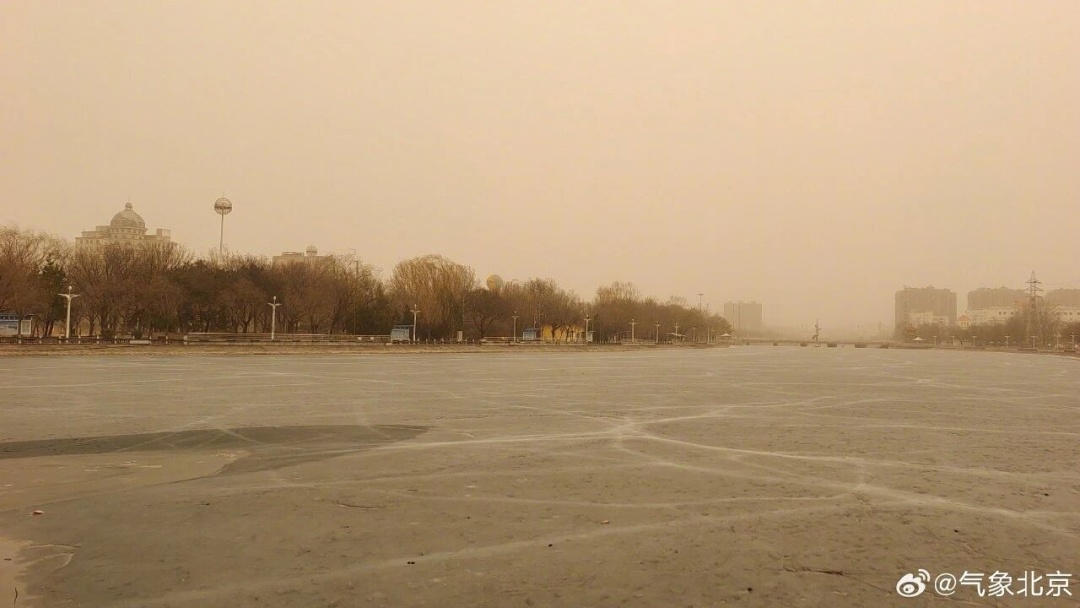 一地出现14级风！沙尘已影响北京，空气重度污染