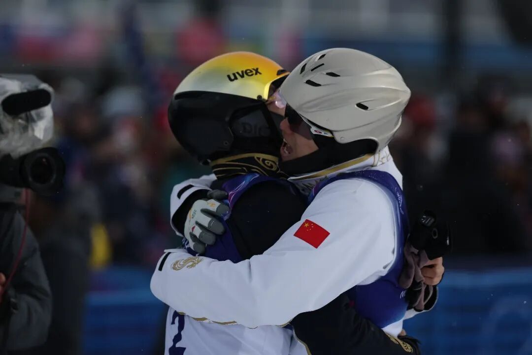 第四金!王心迪与徐梦桃成就冬奥金牌“夫妻档” 第四金!王心迪与徐梦桃成就冬奥金牌“夫妻档”