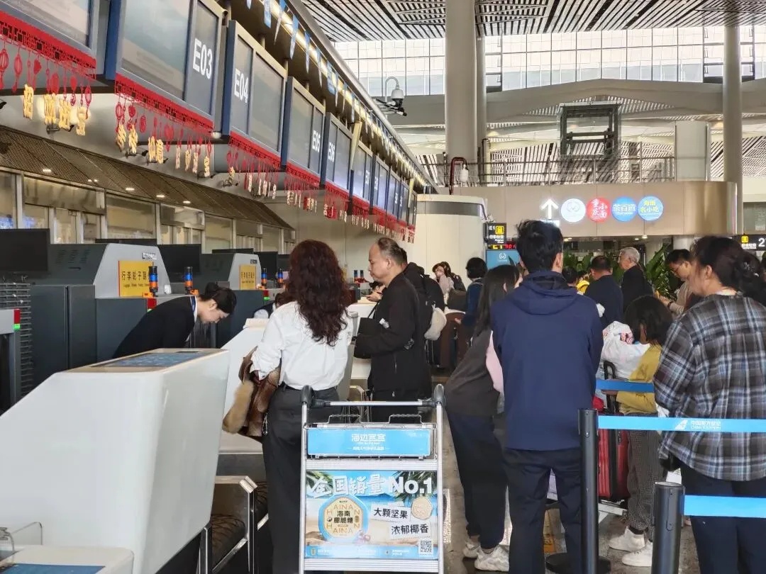 海南返程机票逼近万元，航空公司回应