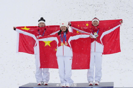 领奖台上的他们真的很美好