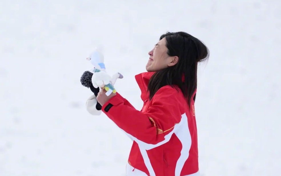 王心迪和徐梦桃,现在终于成了“奥运冠军夫妇” 王心迪和徐梦桃,现在终于成了“奥运冠军夫妇”