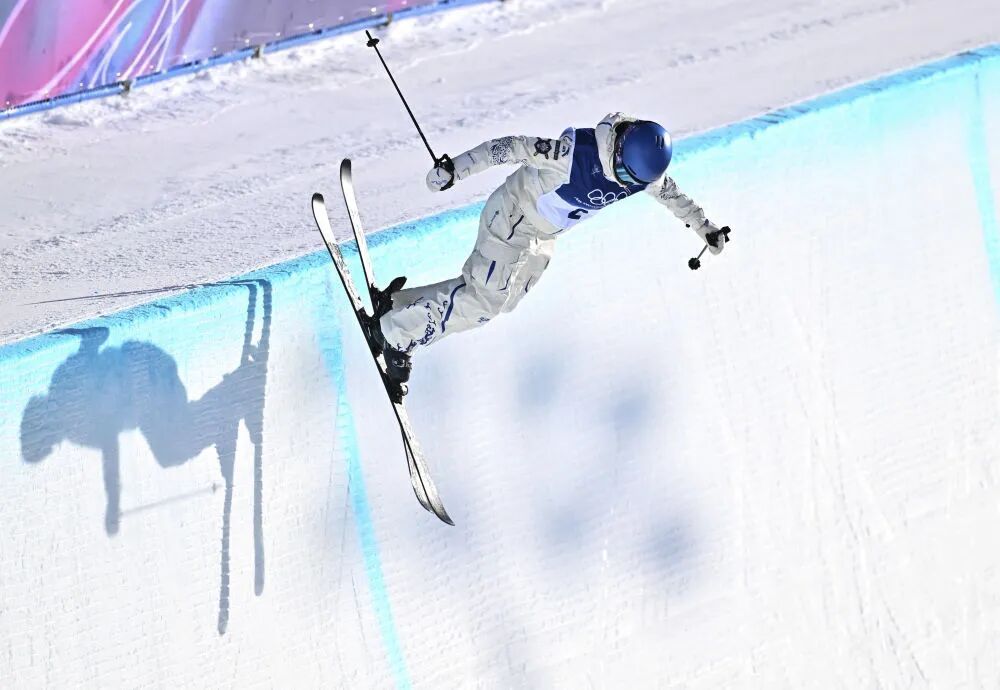 谷爱凌、李方慧,包揽冠亚军! 谷爱凌、李方慧,包揽冠亚军!