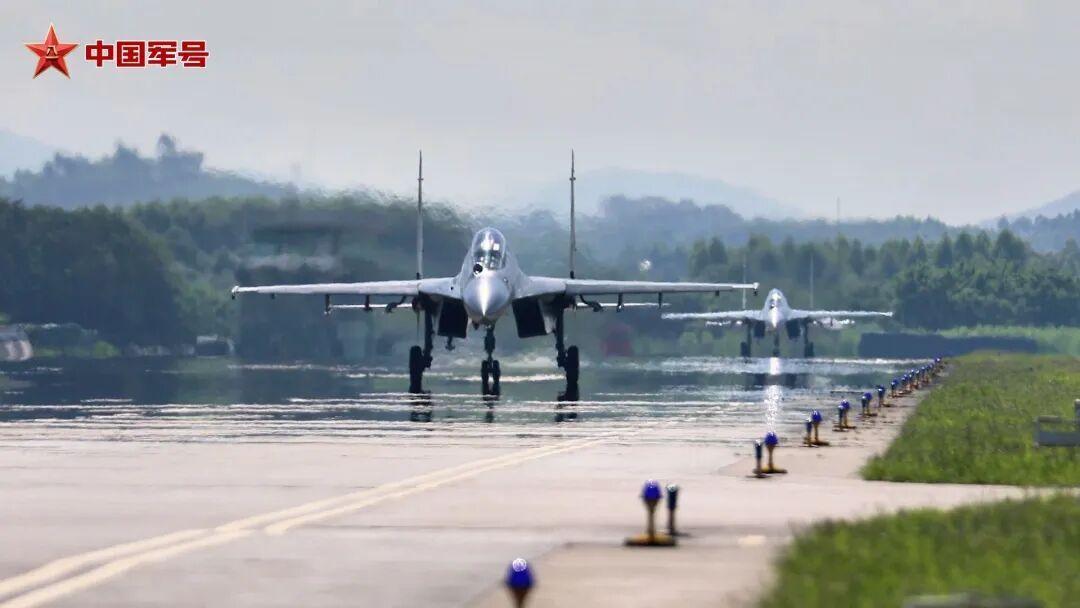 我们的航向：向难、向蓝、向前！