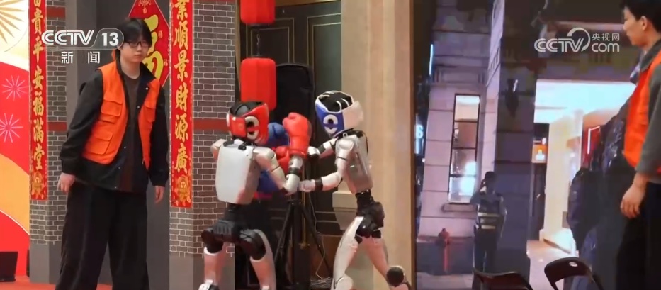 新春消费市场活力澎湃 科技打造新场景成为拉动节日消费新引擎