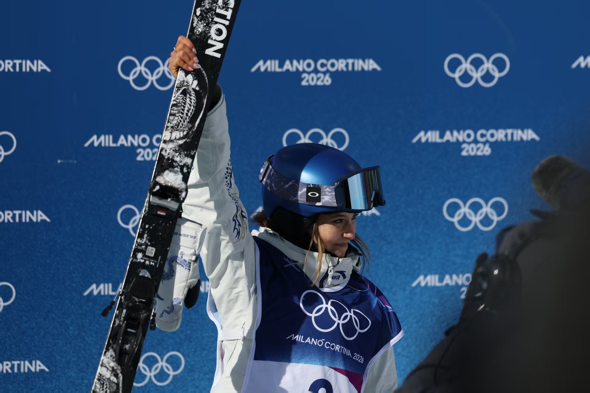 五金收官!谷爱凌李方慧包揽自由式滑雪女子U型池冠亚军 五金收官!谷爱凌李方慧包揽自由式滑雪女子U型池冠亚军