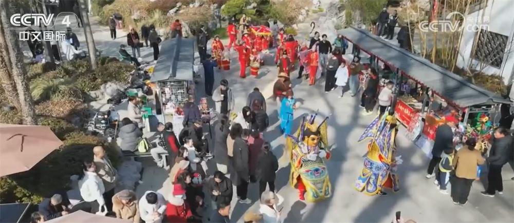 文旅场景频“上新”点亮热气腾腾中国年 “新体验+新玩法”喜气洋洋闹新春