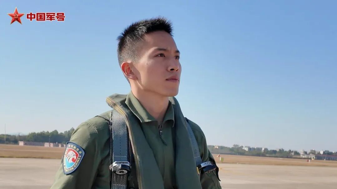 我们的航向：向难、向蓝、向前！