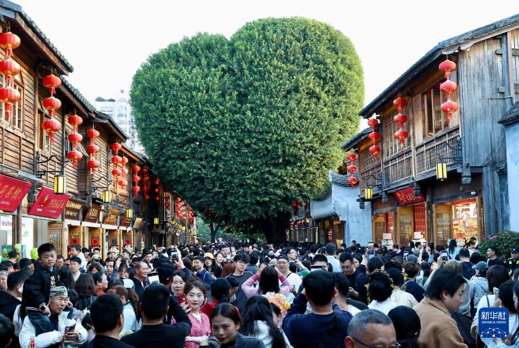 福州古街年味浓