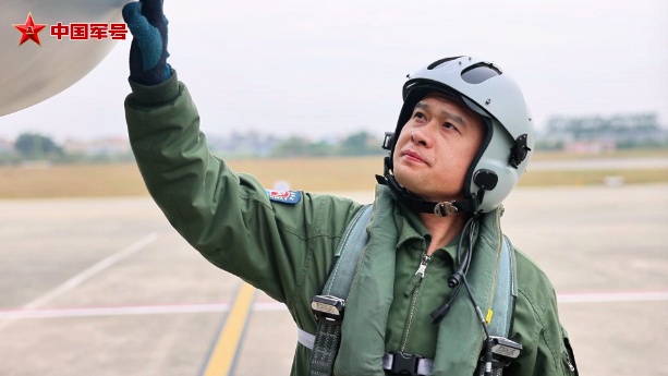 我们的航向：向难、向蓝、向前！