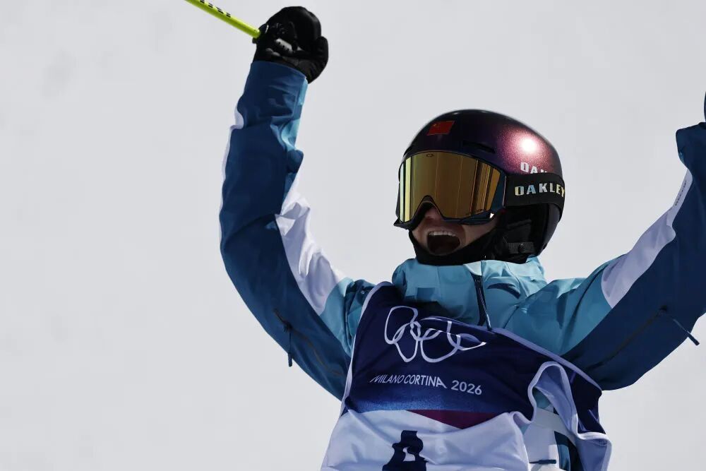 谷爱凌、李方慧,包揽冠亚军! 谷爱凌、李方慧,包揽冠亚军!