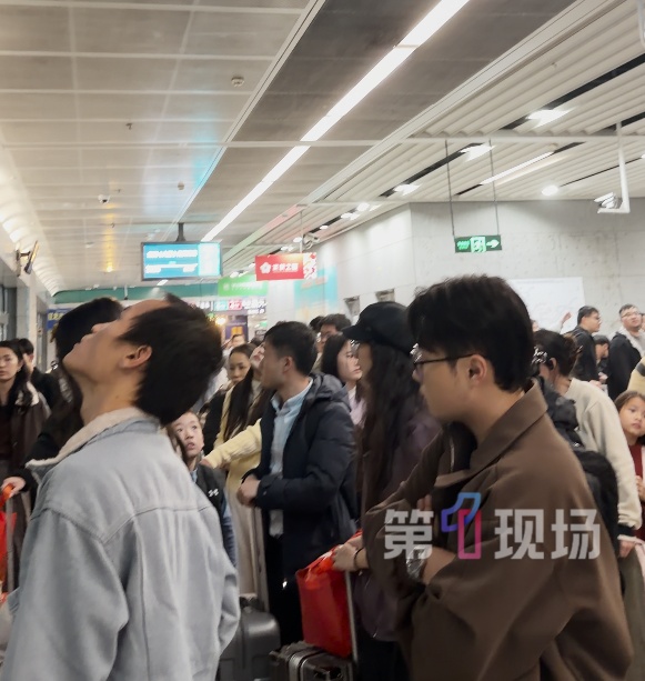 深夜抵深不用愁！网友点赞“丝滑回深圳！”