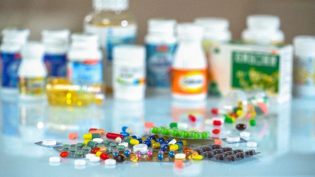 转给爸妈！这样吃保健品，其实在伤肾