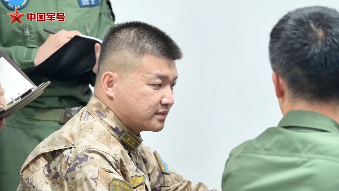 我们的航向：向难、向蓝、向前！