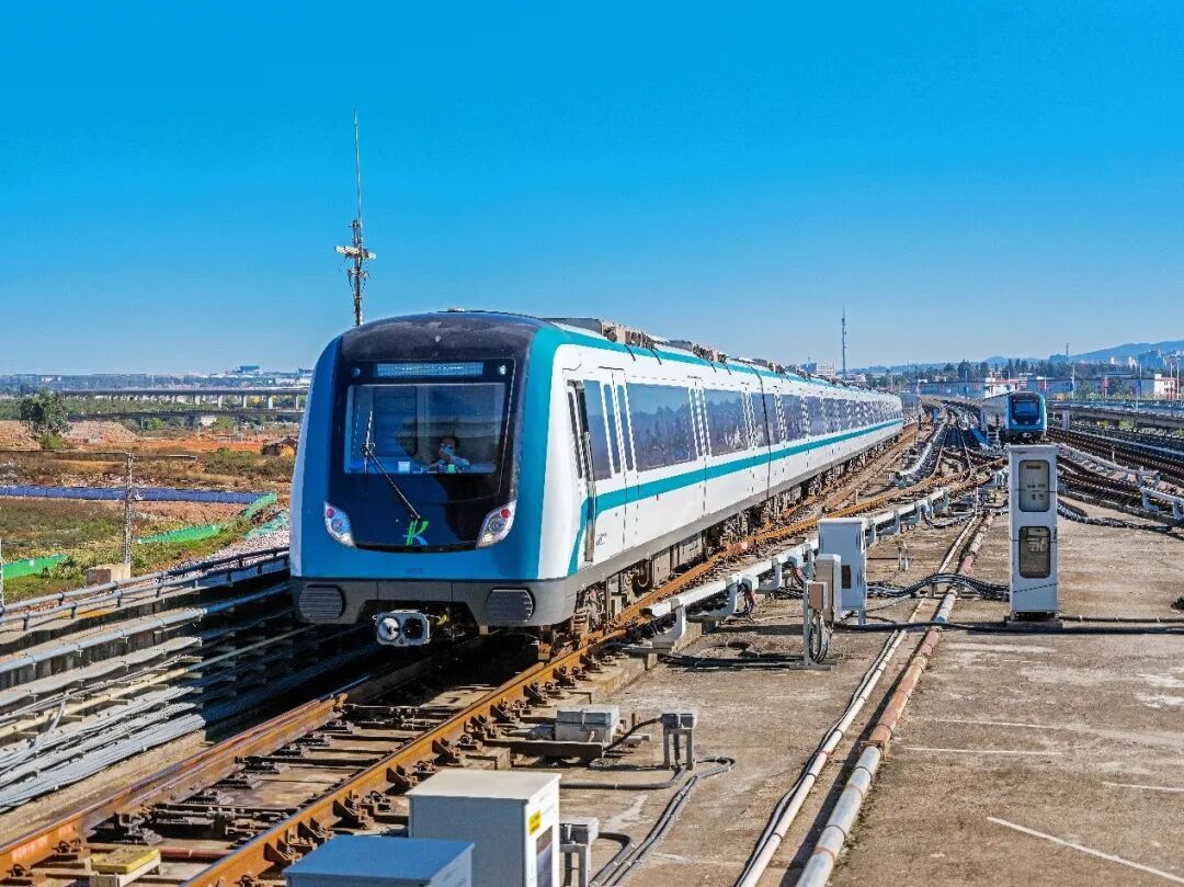 今日返程看这里！昆明地铁延时加开列车